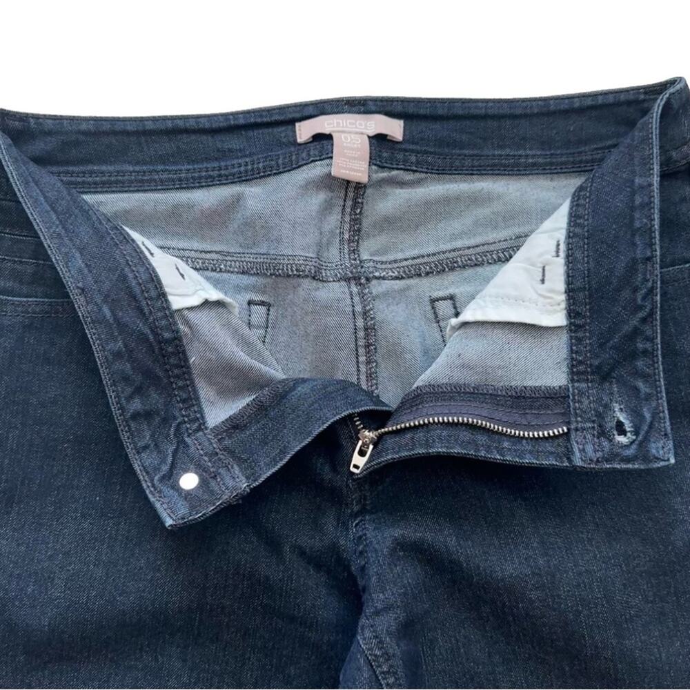 Chico’s Jeans Dark Wash Rhinestone Back Pockets Straight Leg Denim Size 6 Short - Picture 5 of 12